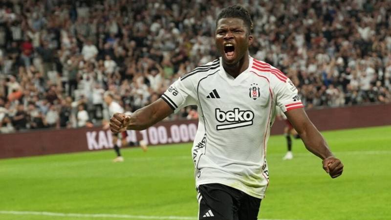 "Beşiktaş" hücumçusu ilə bağlı məlumat yayıb